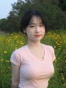 女生爬开裙子让男生诵